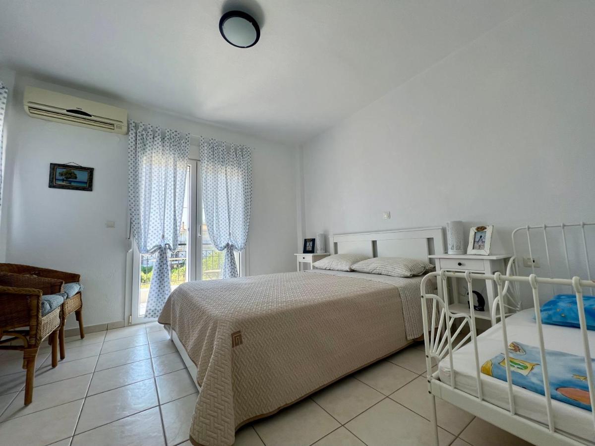 Villa Victoria Hanioti Exterior foto